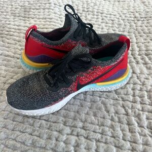 Nike Epic React fly knit sneaker